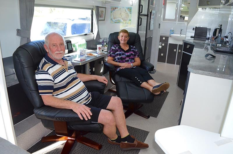 Swivel recliner chairs for cheap caravans