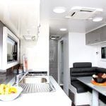 leader caravans