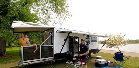 Review: Royal Flair Piazza Sky-Deck 18ft 6in Royal Flair Piazza