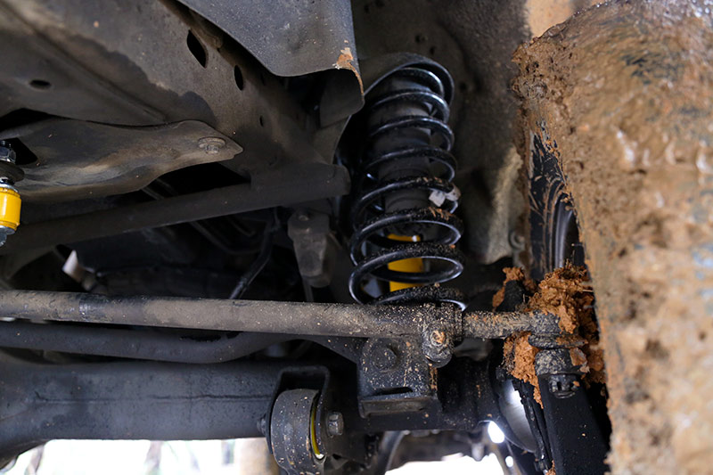 4WD suspension