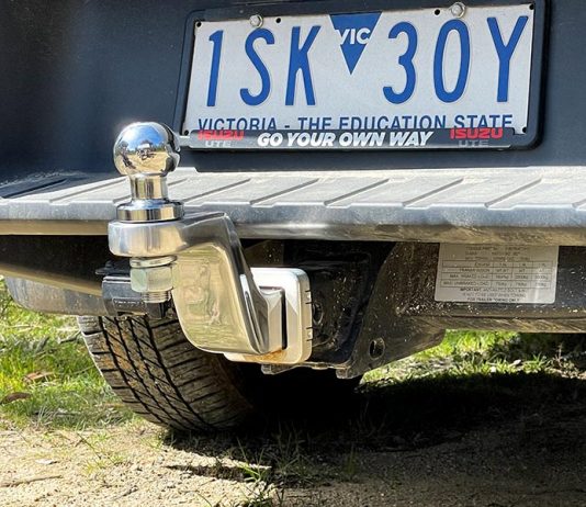 Stinger hitch