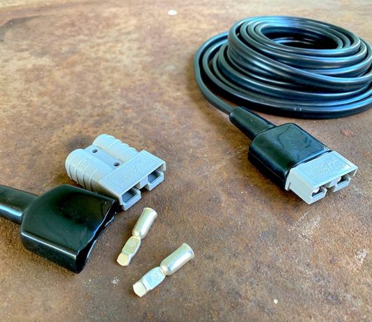 Anderson plug