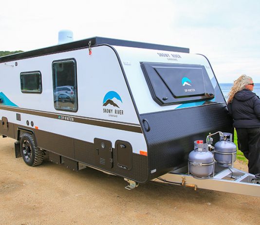snowy river caravans